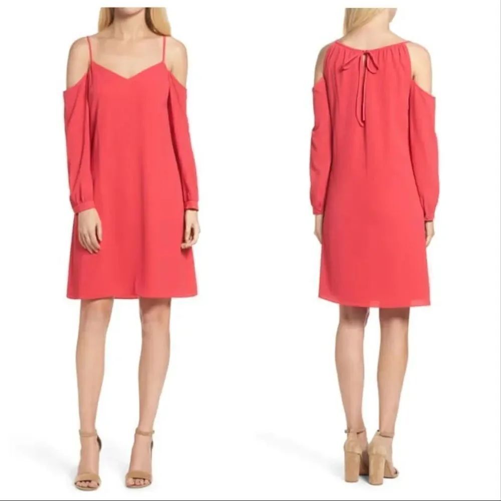 JULIA JORDAN Cold Shoulder Shift Dress